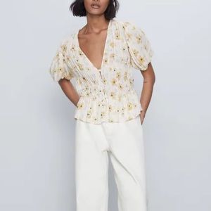 (NWT) ZARA Voluminous Printed Floral Shirt